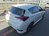 2016 Toyota Auris 120T_RS package Pearl Sedan for sale, Japanese used car export - photo 2 of 20 | GULJI TRADERS