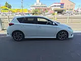 2016 Toyota Auris 120T_RS package Pearl Sedan for sale, Japanese used car export - photo 10 of 20 | GULJI TRADERS