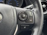 2016 Toyota Auris Hybrid Sedan for sale, Japanese used car export - photo 4 of 48 | GULJI TRADERS