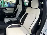 2016 Toyota Auris Hybrid G ​​Package Pearl Sedan for sale, Japanese used car export - photo 11 of 15 | GULJI TRADERS