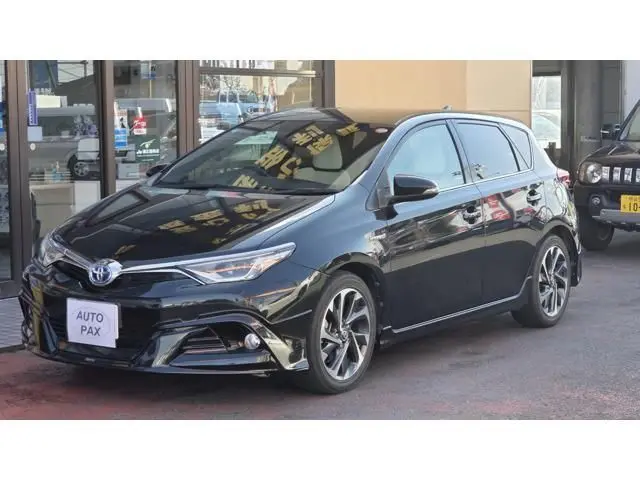 2016 Toyota Auris 1.8 Hybrid G Package - photo 1 2016 Toyota Auris 1.8 Hybrid G Package Black Sedan for sale, Japanese used car export | GULJI TRADERS