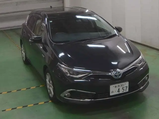2016 Toyota Auris hybrid - photo 1 2016 Toyota Auris hybrid Black Sedan for sale, Japanese used car export - photo 1 of 8 | GULJI TRADERS
