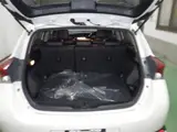 2016 Toyota Auris hybrid Pearl Sedan for sale, Japanese used car export - photo 5 of 8 | GULJI TRADERS