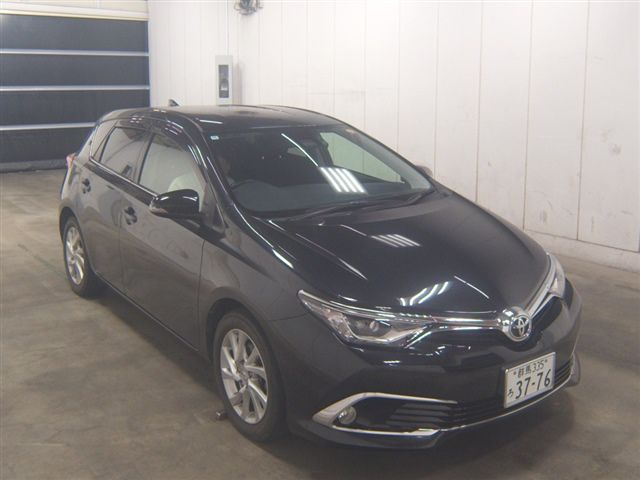 2016 Toyota Auris 150X Sedan for sale, Japanese used car export - photo 1 of 7 | GULJI TRADERS