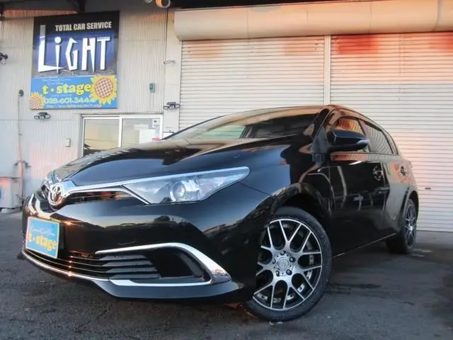 2016 Toyota Auris 150X C Package Kenwood Black Sedan for sale, Japanese used car export - photo 1 of 9 | GULJI TRADERS