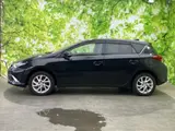 2016 Toyota Auris 4WD 150X_S Package Black Sedan for sale, Japanese used car export - photo 2 of 9 | GULJI TRADERS