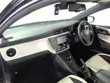 2017 Toyota Auris Hybrid G ​​Package ★ Genuine Navigation System ★ Full-segment TV ★ Backup Camera Black Sedan for sale, Japanese used car export - photo 33 of 62 | GULJI TRADERS