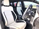 2017 Toyota Auris Hybrid G ​​Package Pearl Sedan for sale, Japanese used car export - photo 5 of 43 | GULJI TRADERS