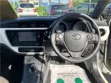2017 Toyota Auris Hybrid G ​​Package Pearl Sedan for sale, Japanese used car export - photo 6 of 43 | GULJI TRADERS