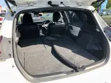 2017 Toyota Auris Hybrid G ​​Package Pearl Sedan for sale, Japanese used car export - photo 10 of 43 | GULJI TRADERS