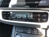 2017 Toyota Auris Hybrid G ​​Package Pearl Sedan for sale, Japanese used car export - photo 20 of 43 | GULJI TRADERS
