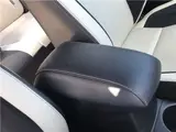 2017 Toyota Auris Hybrid G ​​Package Pearl Sedan for sale, Japanese used car export - photo 24 of 43 | GULJI TRADERS