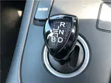 2017 Toyota Auris Hybrid G ​​Package Pearl Sedan for sale, Japanese used car export - photo 28 of 43 | GULJI TRADERS