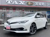 2017 Toyota Auris 1.8 Hybrid G ​​Package Pearl Sedan for sale, Japanese used car export - photo 1 of 17 | GULJI TRADERS