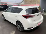 2017 Toyota Auris 1.8 Hybrid G ​​Package Pearl Sedan for sale, Japanese used car export - photo 11 of 17 | GULJI TRADERS