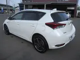 2017 Toyota Auris hybrid Pearl Sedan for sale, Japanese used car export - photo 5 of 24 | GULJI TRADERS