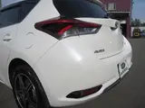 2017 Toyota Auris hybrid Pearl Sedan for sale, Japanese used car export - photo 17 of 24 | GULJI TRADERS