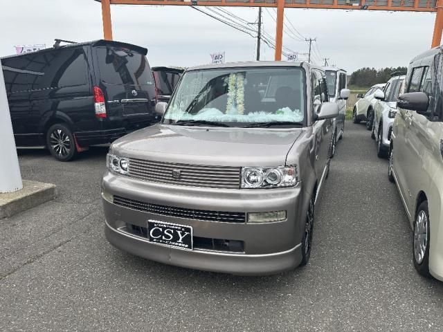 2002 Toyota bB Z Sedan for sale, Japanese used car export - photo 1 of 9 | GULJI TRADERS