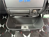 2005 Toyota bB Z Sedan for sale, Japanese used car export - photo 16 of 41 | GULJI TRADERS