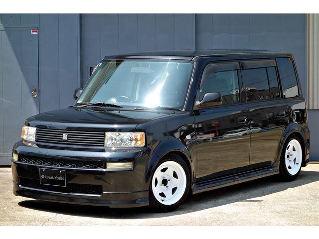 2005 Toyota bB S - photo 1 2005 Toyota bB S Sedan for sale, Japanese used car export - photo 1 of 49 | GULJI TRADERS