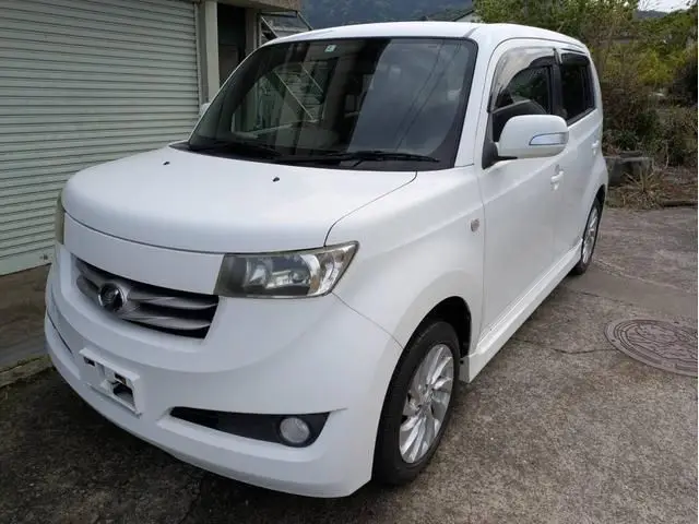 2006 Toyota bB SX version White Van for sale, Japanese used car export - photo 1 of 9 | GULJI TRADERS