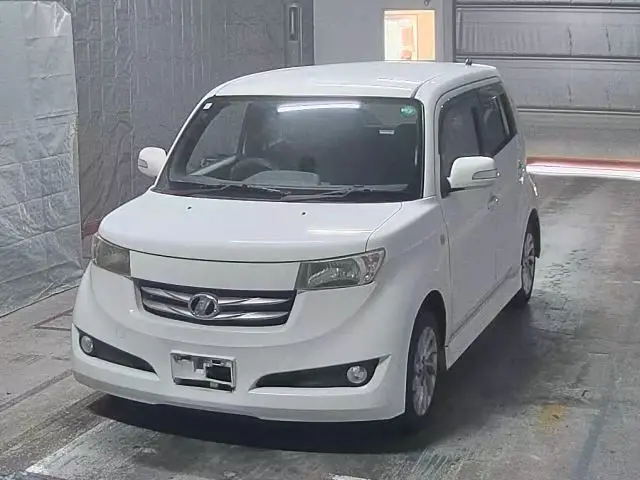 2007 Toyota bB White Van for sale, Japanese used car export - photo 1 of 8 | GULJI TRADERS