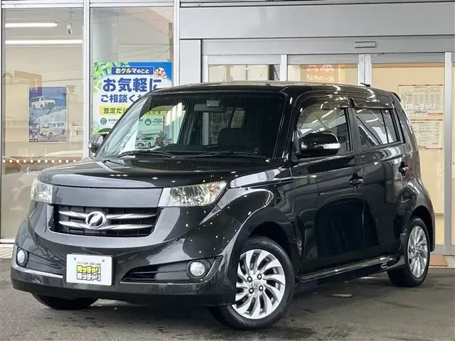 2008 Toyota bB Z Qverser Black Van for sale, Japanese used car export - photo 1 of 30 | GULJI TRADERS