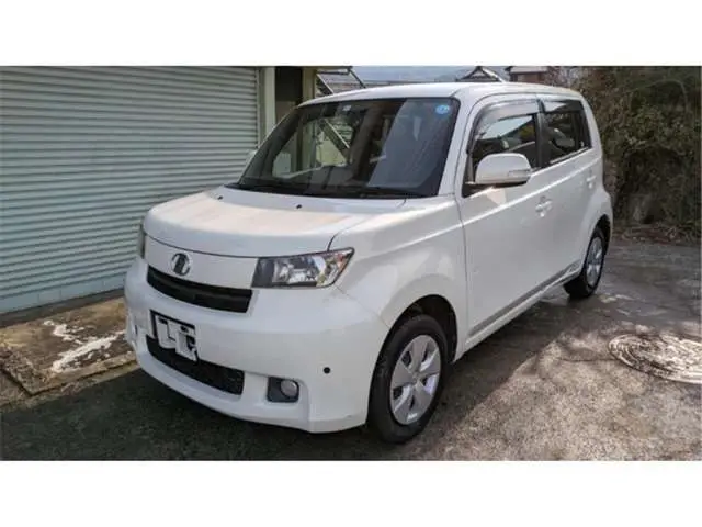 2010 Toyota bB 1.3 S HID Selection Pearl Van for sale, Japanese used car export | GULJI TRADERS