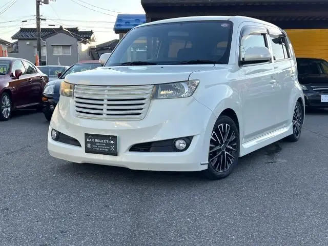 2010 Toyota bB S Aero Package White Van for sale, Japanese used car export - photo 1 of 9 | GULJI TRADERS
