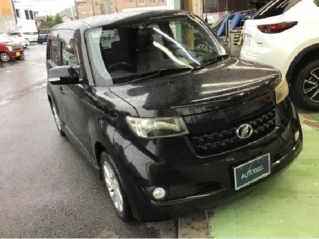 2010 Toyota bB Z Sedan for sale, Japanese used car export - photo 1 of 9 | GULJI TRADERS