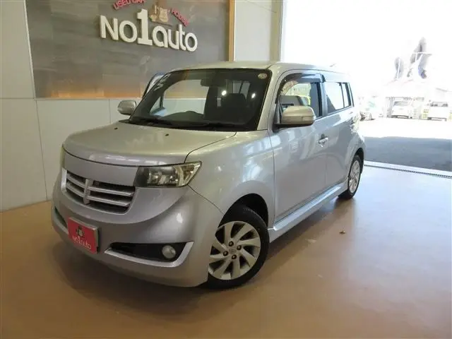 2011 Toyota bB Z Aero G Package Silver Van for sale, Japanese used car export | GULJI TRADERS