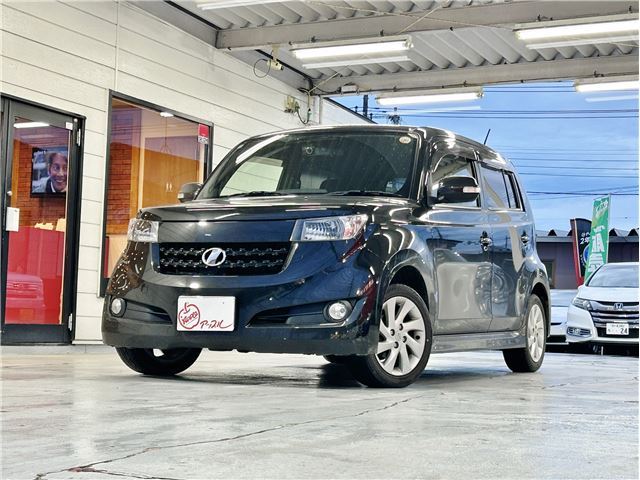 2012 Toyota bB S - photo 1 2012 Toyota bB S Sedan for sale, Japanese used car export - photo 1 of 38 | GULJI TRADERS