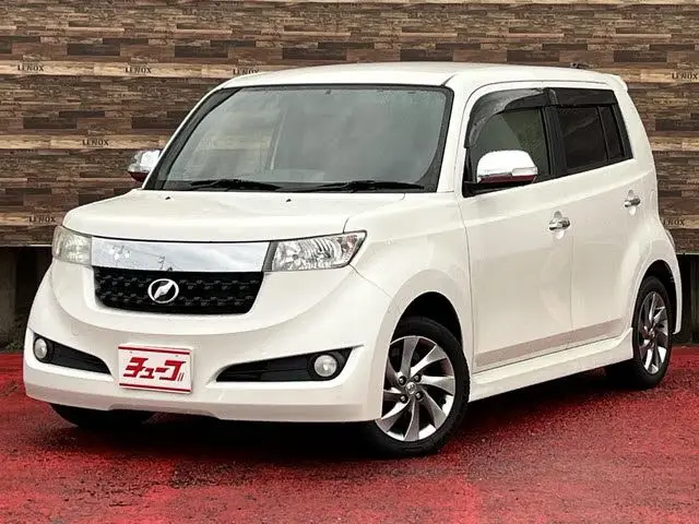 2013 Toyota bB Z 煌-G - photo 1 2013 Toyota bB Z 煌-G Pearl Van for sale, Japanese used car export - photo 1 of 28 | GULJI TRADERS