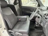 2013 Toyota bB Z 煌-G Pearl Van for sale, Japanese used car export - photo 4 of 28 | GULJI TRADERS