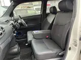 2013 Toyota bB Z 煌-G Pearl Van for sale, Japanese used car export - photo 19 of 28 | GULJI TRADERS