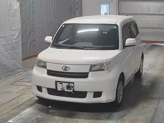 2013 Toyota bB Z L-PKG Pearl Van for sale, Japanese used car export - photo 1 of 8 | GULJI TRADERS