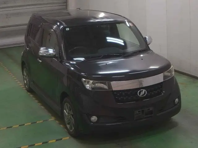 2013 Toyota bB Z Kirameki - photo 1 2013 Toyota bB Z Kirameki Black Van for sale, Japanese used car export - photo 1 of 8 | GULJI TRADERS