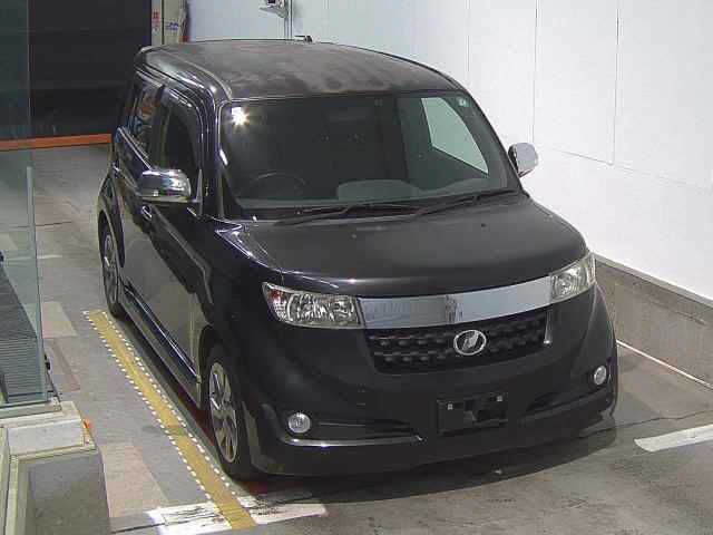 2013 Toyota bB - photo 1 2013 Toyota bB Sedan for sale, Japanese used car export - photo 1 of 5 | GULJI TRADERS