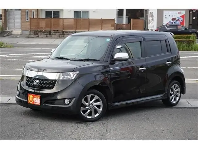 2014 Toyota bB 1.3 Z Kirameki 4WD Black Van for sale, Japanese used car export - photo 1 of 24 | GULJI TRADERS