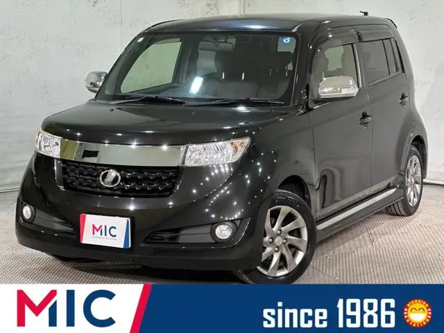 2016 Toyota bB 1.5 Z Sparkle - photo 1 2016 Toyota bB 1.5 Z Sparkle Black Van for sale, Japanese used car export - photo 1 of 39 | GULJI TRADERS