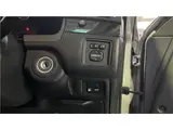 2005 Toyota Brevis Ai250 Premium ★ 20,000 km mileage ★ Cruise control ★ Leather-wrapped helmet ★ Silver Sedan for sale, Japanese used car export - photo 13 of 33 | GULJI TRADERS