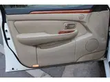 2007 Toyota Brevis 2.5 O250 Pearl Sedan for sale, Japanese used car export - photo 31 of 42 | GULJI TRADERS