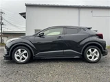 2019 Toyota C-HR Sedan for sale, Japanese used car export - photo 9 of 60 | GULJI TRADERS