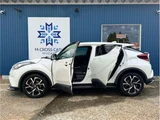 2019 Toyota C-HR G-T Sedan for sale, Japanese used car export - photo 12 of 71 | GULJI TRADERS