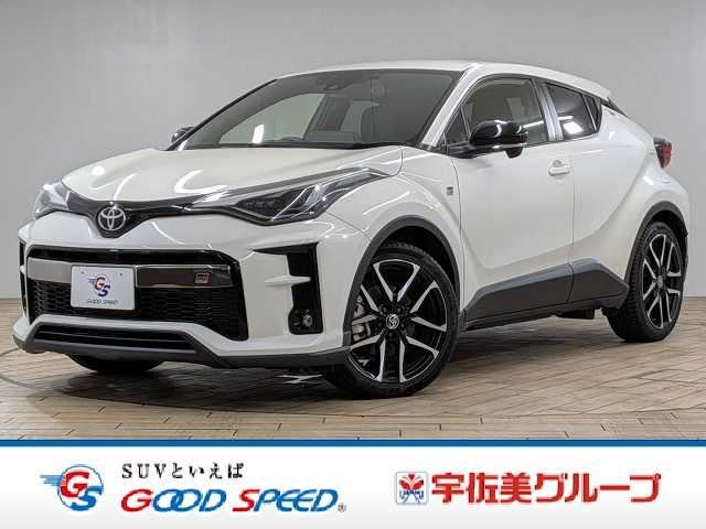 2019 Toyota C-HR S-T - photo 1 2019 Toyota C-HR S-T Sedan for sale, Japanese used car export - photo 1 of 20 | GULJI TRADERS
