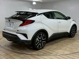 2019 Toyota C-HR S-T Sedan for sale, Japanese used car export - photo 17 of 20 | GULJI TRADERS