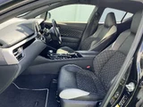 2019 Toyota C-HR Hybrid G Sedan for sale, Japanese used car export - photo 19 of 28 | GULJI TRADERS