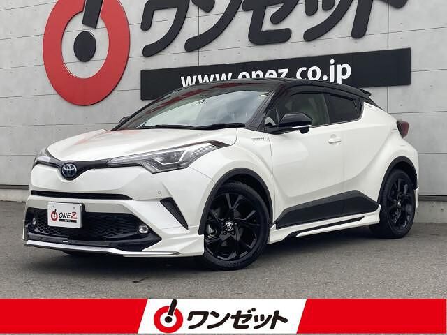 2019 Toyota C-HR Hybrid 1.8 G Sedan for sale, Japanese used car export - photo 1 of 10 | GULJI TRADERS