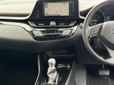 2019 Toyota C-HR HV 1.8 G Sedan for sale, Japanese used car export - photo 17 of 30 | GULJI TRADERS