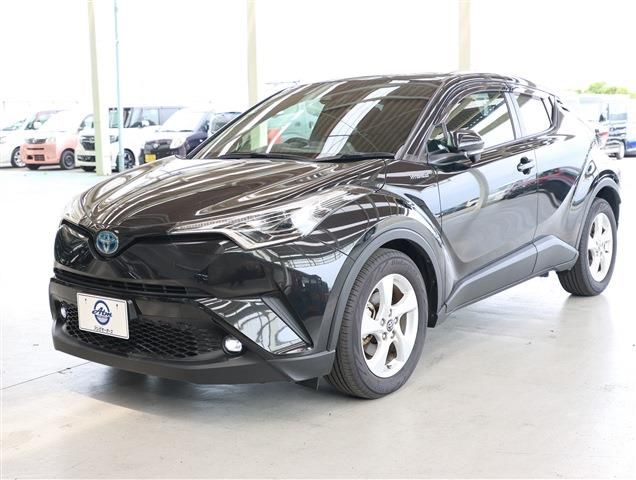 2019 Toyota C-HR HV 1.8 S Sedan for sale, Japanese used car export - photo 1 of 30 | GULJI TRADERS